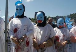 Sarıyer'de Urumçi katliamı protestosu