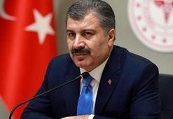 Bakan Koca: 50 yaş üstü ve risk grubuna hatırlatma dozu aşılarını ısrarla öneriyoruz