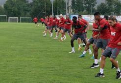 Galatasaray günü çift antrenmanla tamamladı