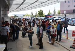 Hastanelerde 'hatırlatma dozu' kuyruğu