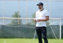 Erol Bulut: Bizi hedefe ulaştırabilecek futbolcuları seçip, lige o şekilde başlamak istiyoruz