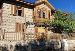 300 yıllık konağın önündeki trafo kaldırılacak