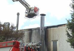 Tuzla'da kauçuk fabrikasında yangın