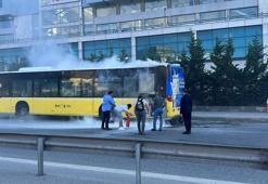 Kadıköy'de İETT otobüsünde korkutan yangın