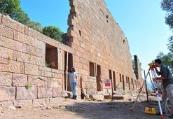 Aigai'nin agora binasının restorasyonu için uluslararası belgeleme çalışması başladı