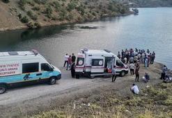 Serinlemek için girdiği baraj gölünde boğuldu