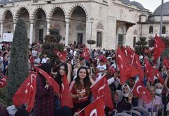 Konya'da '15 Temmuz Demokrasi ve Milli Birlik Günü'nde şehitlere dua edildi