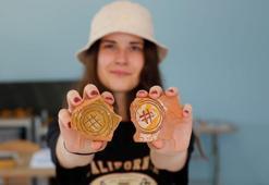 'Kare' sembollü Bizans seramikleri kadınların elinde yeniden hayat buluyor