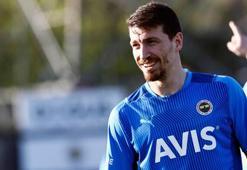 Mert Hakan Yandaş bir süre daha takımdan ayrı kalacak