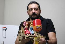 Atık malzemelerden oyuncak yapıp, hasta çocuklara hediye ediyor