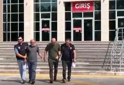 Telefon dolandırıcısı, para ve altınları almak için geldiği evde polise yakalandı