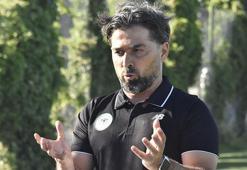 Konyaspor Teknik Direktörü Palut: Sahadan bir üst tura çıkarak ayrılmak istiyoruz