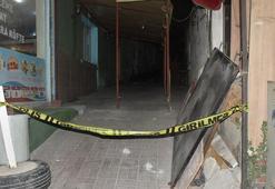 İzmir’de metruk evde cinayet