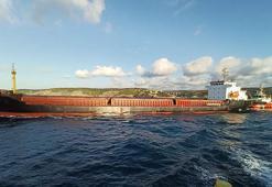 İstanbul Boğazı'nda arıza yapan gemi kurtarılarak demirletildi