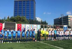 Bağcılar’da şöhretler karması, futbol maçında karşı karşıya geldi