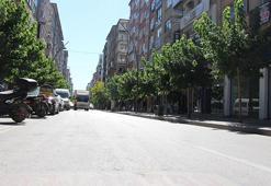 Elazığ'da hava sıcaklığı 39 dereceyi gördü, cadde ve sokaklar boş kaldı