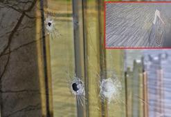 Diyarbakır'da plazaya 3 el ateş açıldı; o anlar kamerada