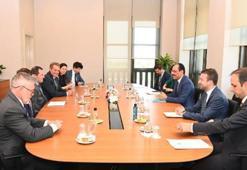 Sözcü Kalın, ABD Temsilciler Meclisi Üyesi Crow ile görüştü