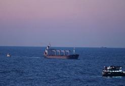 Ukrayna'dan çıkan ilk tahıl yüklü gemi İstanbul açıklarında