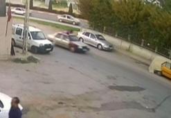 Husumetli olduğu kadına çarpıp, 300 metre otomobilin tavanında sürükleyen sürücü serbest