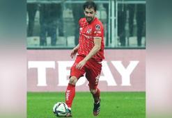 Antalyaspor İtalyan orta saha Poli ile yollarını ayırdı