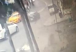 Bağcılar'da tadilat yapılan balkonun çökme anı kamerada : 1 ölü
