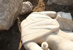 Düzce'de antik kentteki kazılarda Apollo heykeli bulundu