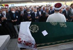Galatasaray Başkanı Dursun Özbek'in annesi Kezban Özbek, toprağa verildi