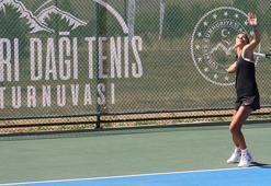 Wimbledon değil, Ağrı