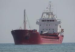 Çanakkale Boğazı girişinde kargo gemisi karaya oturdu