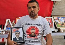 Evlat nöbetindeki baba: Çocuklarımızı almadan buradan kalkmayacağız