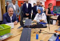 Bakan Varank Arnavutköy Bilişim Akademisini ziyaret etti