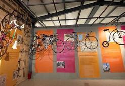 Adalar'da Bisiklet Sergisi: 'Bisiklet üzerinde 137 yıl'