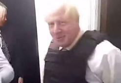 Uyandığında evinde polislerle Başbakan Johnson’u gördü