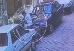 Depodan çıkarıp, evinin önüne park ettiği motosikleti çalındı; o anlar kamerada