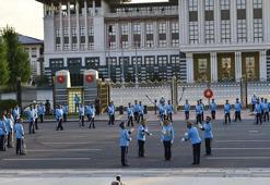 Cumhurbaşkanlığı Muhafız Alayı'ndan konser ve nöbet değişim gösterisi