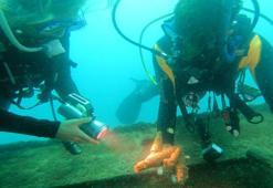 Tarihi batıktaki mühimmat, su altı kamerasıyla görüntülendi