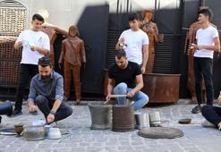 Bakır mutfak gereçlerinden ritim orkestrası kurdular