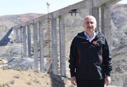 Bakan Karaismailoğlu: Eğiste Hadimi Viyadüğü ile seyahat süresi 20 dakika kısalacak