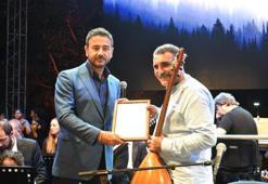 Erdal Erzincan, Beşiktaş Festivali'nde sahne aldı