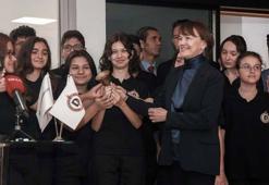 Demirören Medya Lisesi’nde ilk ders zili çaldı