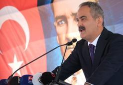 Bakan Özer: Yardımcı kaynakla ilgili problemi, eğitim sistemimizden köklü olarak kaldırdık