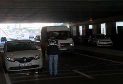 Beylikdüzü’nde feci kaza; otomobil altında sürüklenen yaya öldü