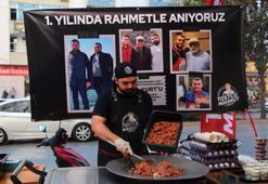 Tostçu Mahmut’un kurucusu Anıl Kurt’un ölüm yıl dönümünde ücretsiz ‘ütü tostu’ dağıtıldı