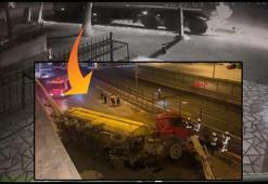 Kadıköy'de çevre yoluna düşen TIR kamerada
