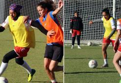 İşitme Engelli Kadın Futbol Milli Takımı, dünya şampiyonasına Erciyes'te hazırlanıyor
