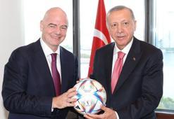 Cumhurbaşkanı Erdoğan ile Infantino arasında gülümseten futbol diyaloğu