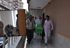 Öğretmen tartıştığı eşini, başına doğrama tahtası ile vurarak öldürdü