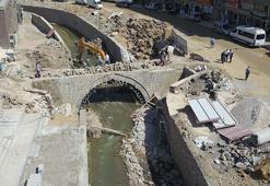Bitlis'in tarihi köprüleri araç trafiğine kapalı, yayalara açık olacak