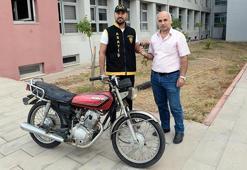 Aşık Sübhandereli'den, çalınan motosikletini bulan polise şiirli teşekkür